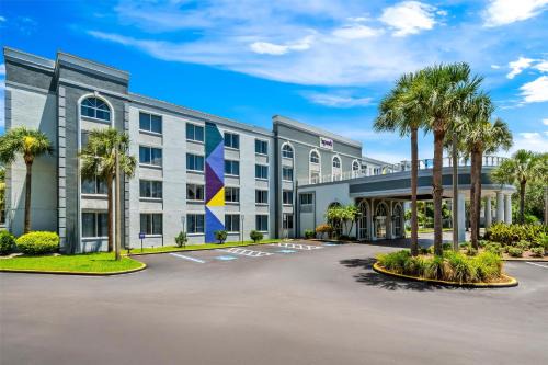 Southwest Orlando Hotel | Spark by Hilton Orlando near Universal