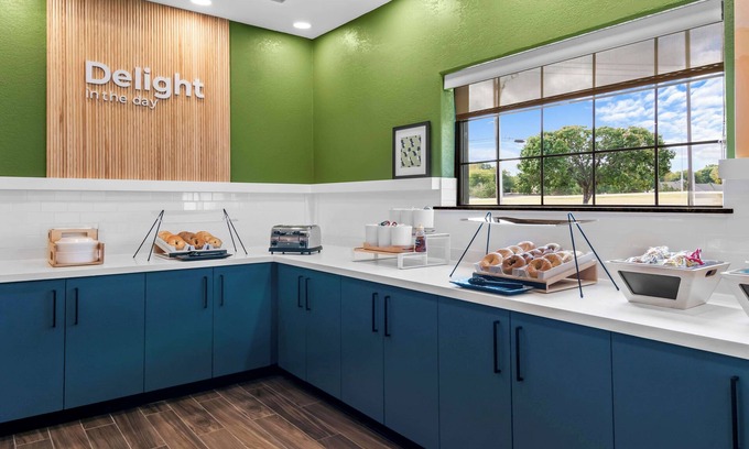 Wichita Falls Hotel | Spark by Hilton Wichita Falls