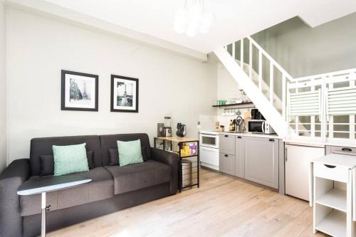 Quartier du Gros-Caillou Apartment | Special! 500m to Eiffel Tower: Duplex with terrace