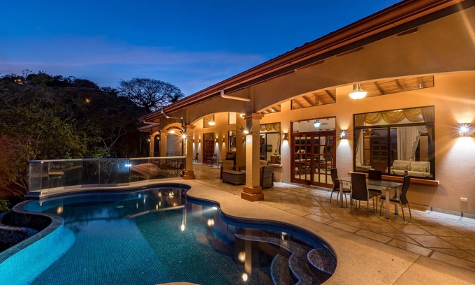 Hacienda Vieja Villa | Spectacular Luxury Vacation Home - Breathtaking Views - Heated Infinity Pool