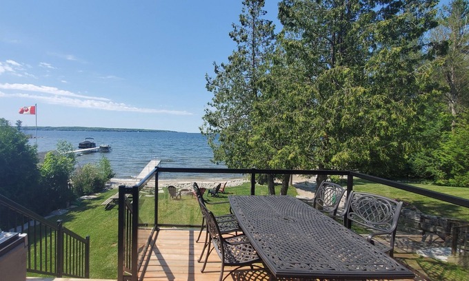 Port McNicoll House | Spectacular 3 Bedroom Waterfront Home on Georgian Bay