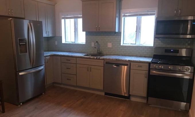 Columbus Park - Andrew Square Apartment | Spectacular 4 Beds Apartment in the South Boston
