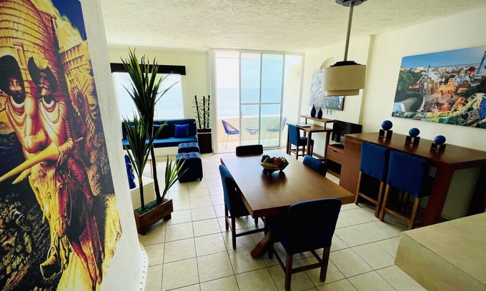 Manzanillo Apartment | Spectacular Apt on the Beach with Ocean View