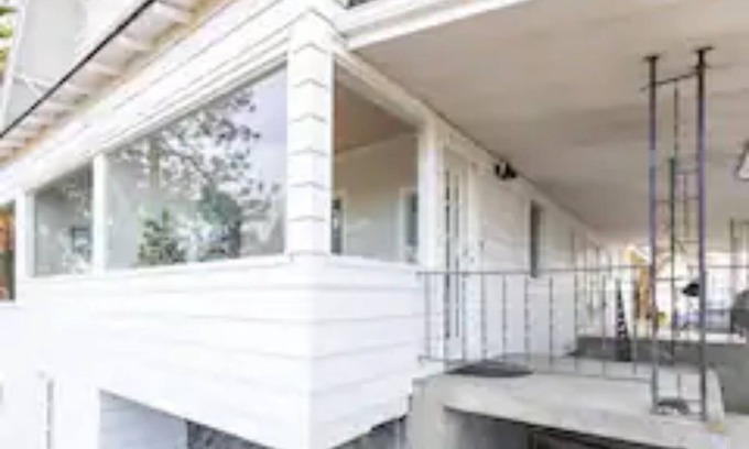 Thorpe Westwood House | Spectacular City View! off of Grandview Ave.