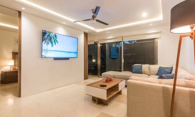 Gonzalo Guerrero Apartment | Spectacular Condo-1min Quinta Av. & 2min Beach