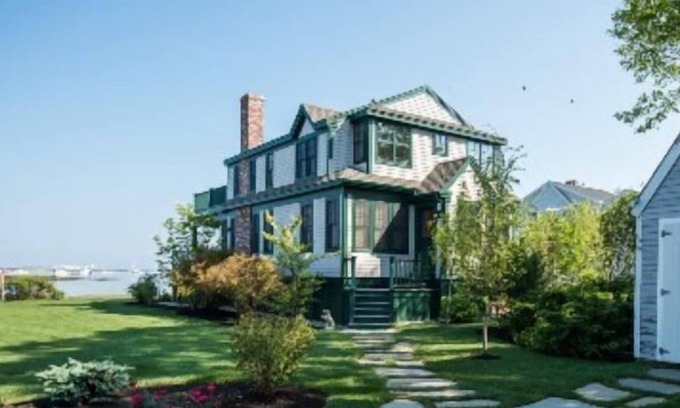 Cape Porpoise Cottage | Spectacular Kennebunkport Waterfront House