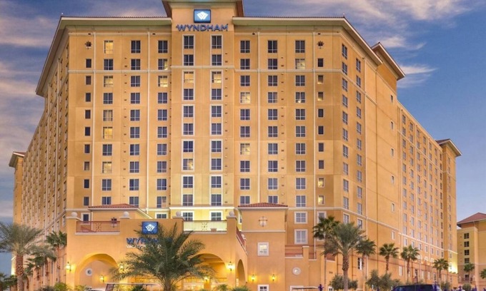 Las Vegas Condo | Spectacular Las Vegas Four bedroom in beautiful resort