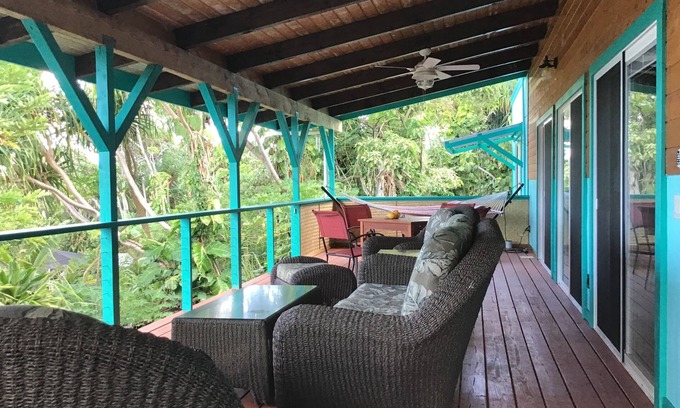 Kapoho House | Spectacular Ocean View & walk to Kehena Beach!