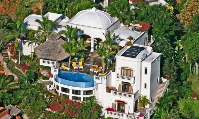 La Punta Villa | Spectacular, Private Beach, Chef included