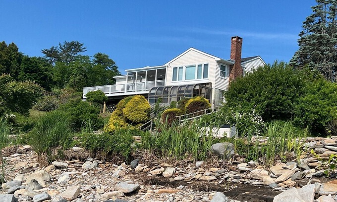Bonnet Shores House | Spectacular Private Beach Home, why walk when you can live right on the beach.