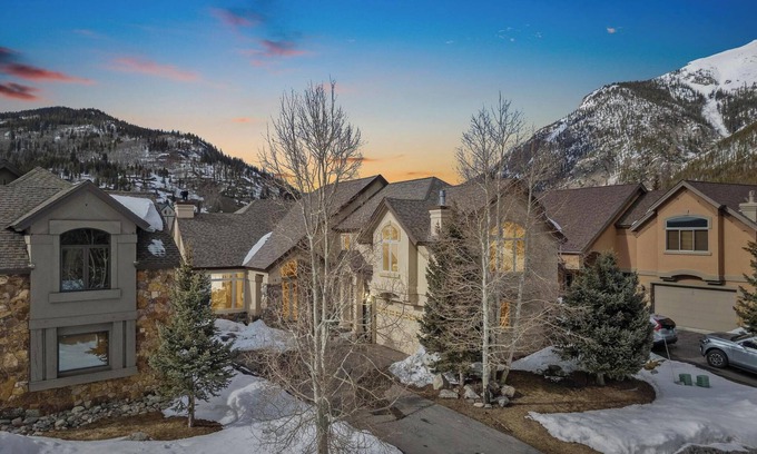 East Village at Copper House | SPECTACULAR Ski-In/Out House on Golf Course! Private Hot Tub w/Mountain Views!