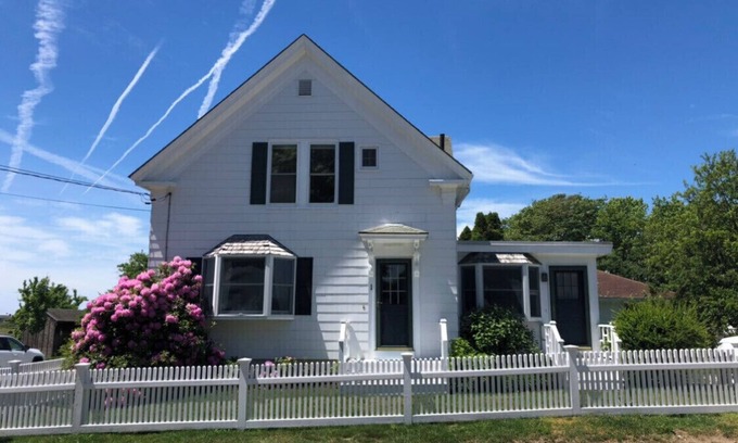 Biddeford Pool House | Spectacular Sunset Views of Biddeford Pool