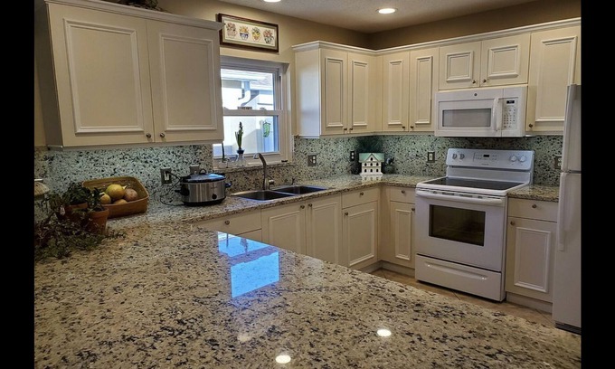 The Villages House | Spectacular Updated Villa between Spanish Springs and Lake Sumter Landing