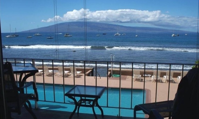 Historic Lahaina Front Street Condo | Spectacular View 1 Bedroom Condo on the ocean, Lahaina, Maui: Direct from Owner