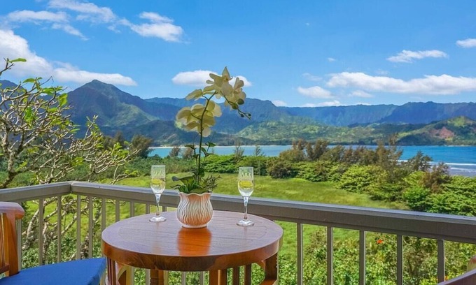 Princeville Apartment | Spectacular Views of Hanalei Bay