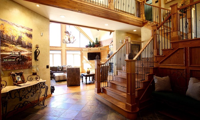 Granby House | Spectacular Winter Park Retreat on Pole Creek Golf Course (15 min to WP)