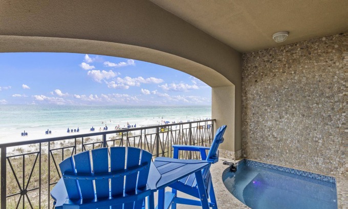 Delos House | Spend the Fall by the Beach! Frangista Beach! Private Pool! 5 Adult Bikes! Gulf Front!