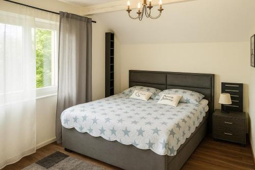 Spiez Apartment | SpiezStationLoft