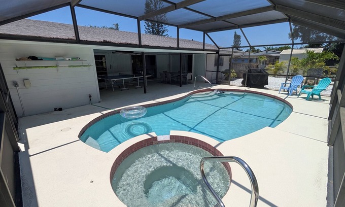 South Bradenton House | Splash Oasis - 3BR, 6 Beds, Heated Pool, Spa, BBQ Grill, Ping Pong, Near Beaches