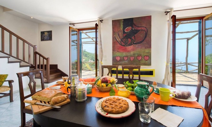 Sant'Agata sui Due Golfi Villa | Splendid Villa in the Terranova estate overlooking the Gulf of Salerno.