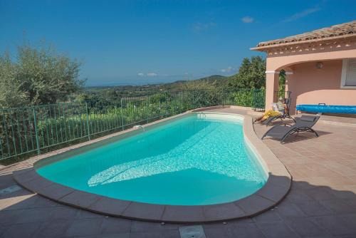 La Londe-les-Maures Villa | Splendide villa vue mer a Valcros