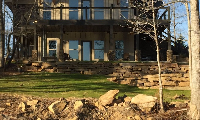 Crane Hill House | "Split Rock Cove"- Located in Rock Creek