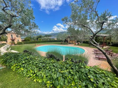 Spoleto Villa | Spoleto Tranquilita Villa, Cottage, Yoga Studio and pool sleeps 20