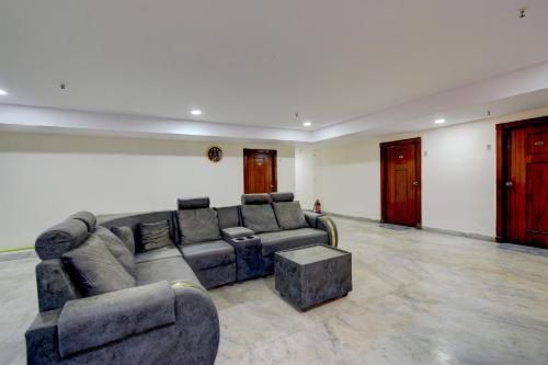 Secunderabad Hotel | SPOT ON Surya Luxury Rooms