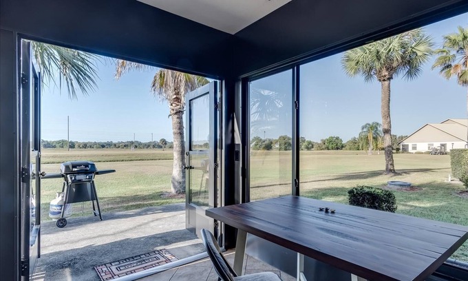 Highland Villa | SPOTLESS VILLA ! FULLY FURNISHED - JUST BRING YOUR GOLF CLUBS !
