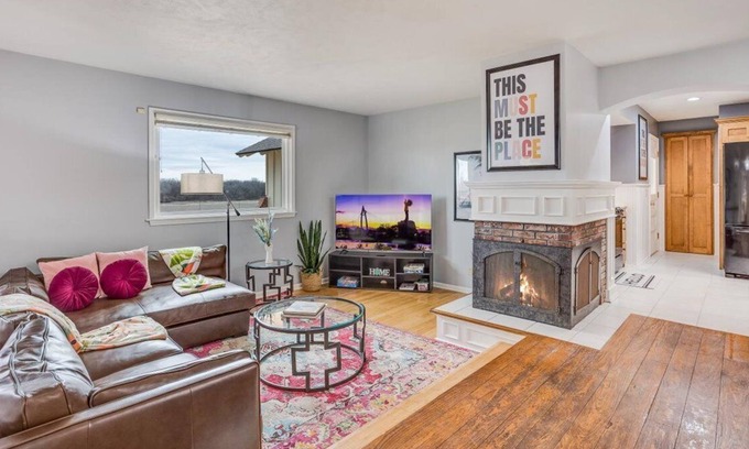 Wichita House | Sprawling 6BD Home With POOL In Safe Area!