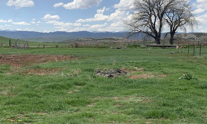 Livermore House | Sprawling Ranch RV Parking