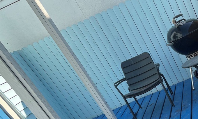 Jacksonville Beach House | Spring Retreat Free WiFi and Parking Just steps away from the Ocean