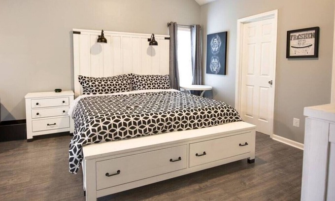 Austell House | Springchase · Six Flags Over Georgia Fun Getaway Home