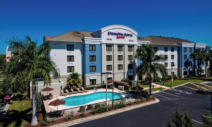 Rural Estates Hotel | SpringHill Suites by Marriott Naples