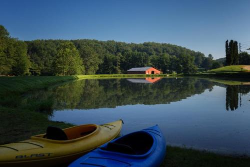 Springmaid Mountain Cabin | Springmaid Mountain Retreat & Stables