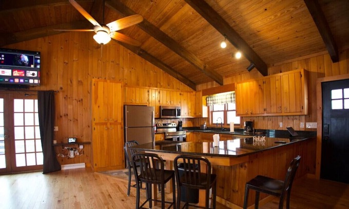 Otis House | Springtime Oasis in the Berkshires