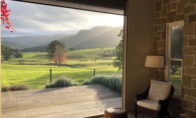 Kangaroo Valley Cottage | Springview Retreat - secluded, romantic getaway
