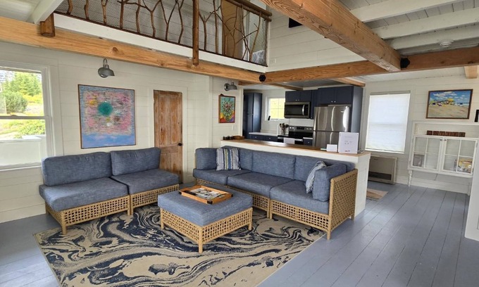 Ocean Point House | SPRUCE CABIN | OCEAN POINT | 3 Bed, 1 Bath