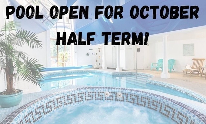 Whitchurch Canonicorum Cottage | Squirrels Barn - Thatched Dorset Cottage