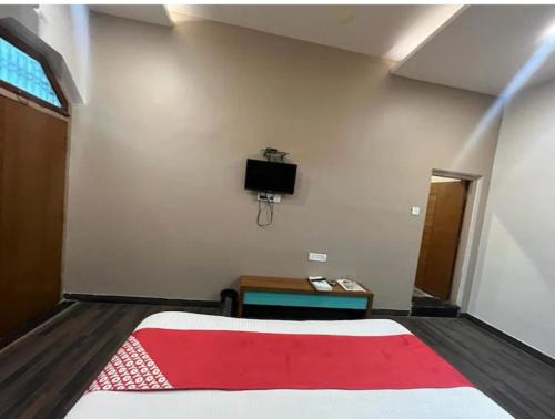 Ayodhya House | Sri Rameshwaram Guest House Near by Hanuman Garhi 300 meters