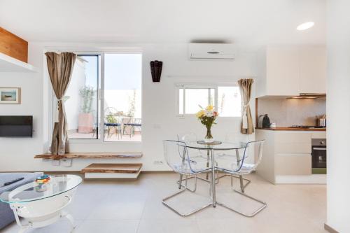 Sant Antoni Apartment | St. Antoni sky lounge