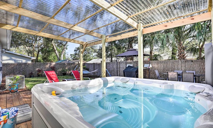 St. Augustine Cottage | St Augustine Home w/Hot Tub, 6 Mi to Beaches
