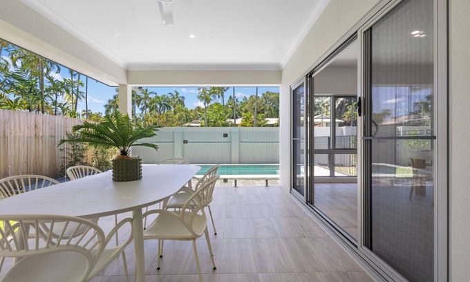 Port Douglas Villa | St Crispins Villa 1 with private heated Pool