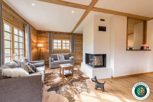 Saint-Jorioz Ski Chalet | ST JORIOZ-Chalet renove des Grands Champs proche lac et piste cycable- LLA Selections by Location lac Annecy