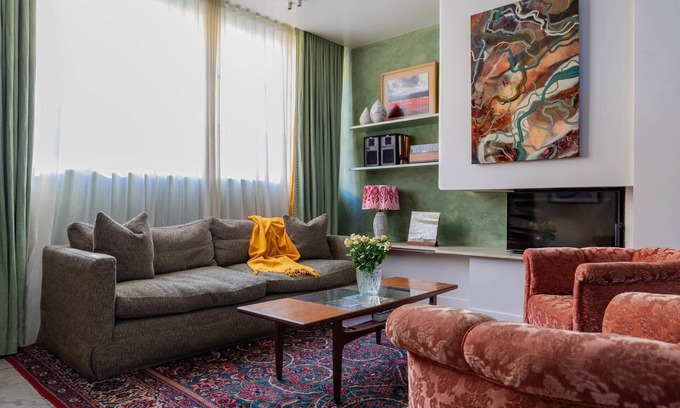 Westbourne Apartment | St Luke's Mews III by onefinestay