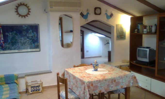 Santa Teresa di Gallura Apartment | St.Teresa attic + parking in the center en090063C2IN2D7V5II