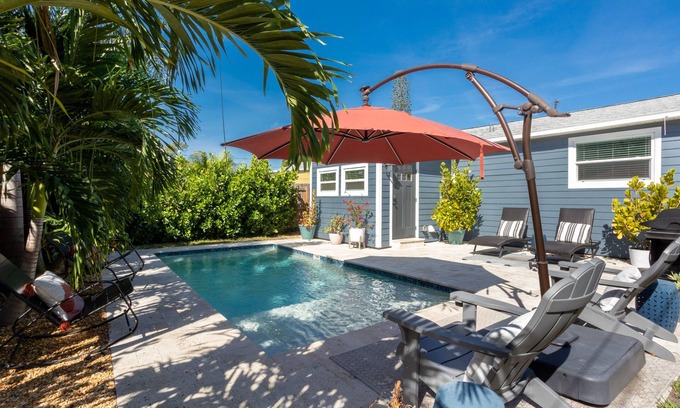 St. Petersburg - Clearwater House | ST Urban Oasis pool home! 5 minutes to downtown St. Pete & 15 min to beaches