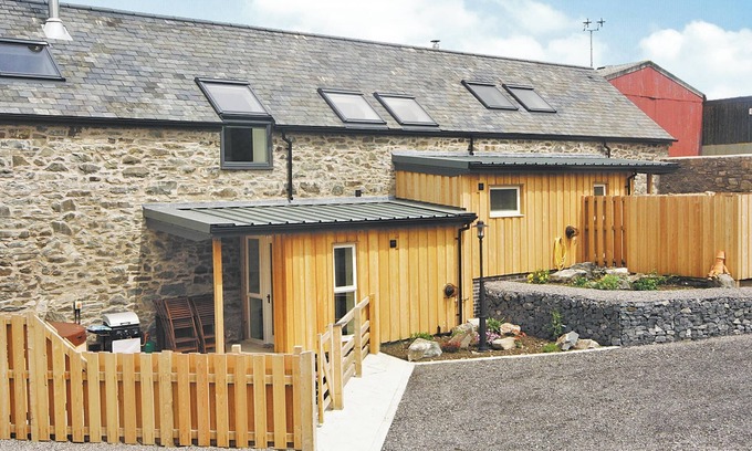 Rhyd-y-foel Cottage | Stable Barn - HW7591
