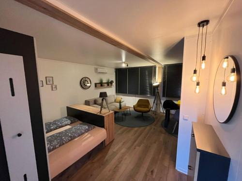 Ried im Oberinntal Apartment | Stadel Chalet Kunterbunt