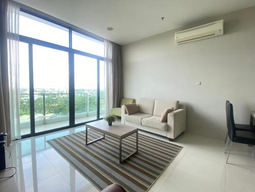 Kuching Apartment | Stampin Residence @ USS & Car (Optional)
